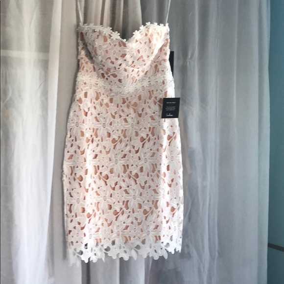 Lulus Dresses & Skirts - White Lace LULU dress SMALL